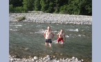 купание в реке Шахе