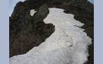  снежный карниз на горе Большая Чура