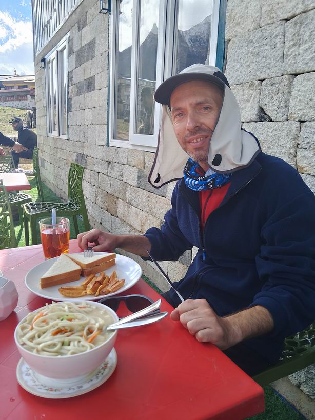 Парк "Сагарматха". Трек "Три перевала", на пределе физических сил.